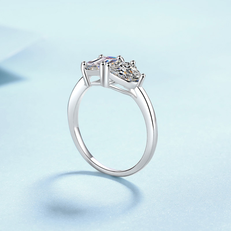 S925 Sterling Silver Moissanite Love Ring