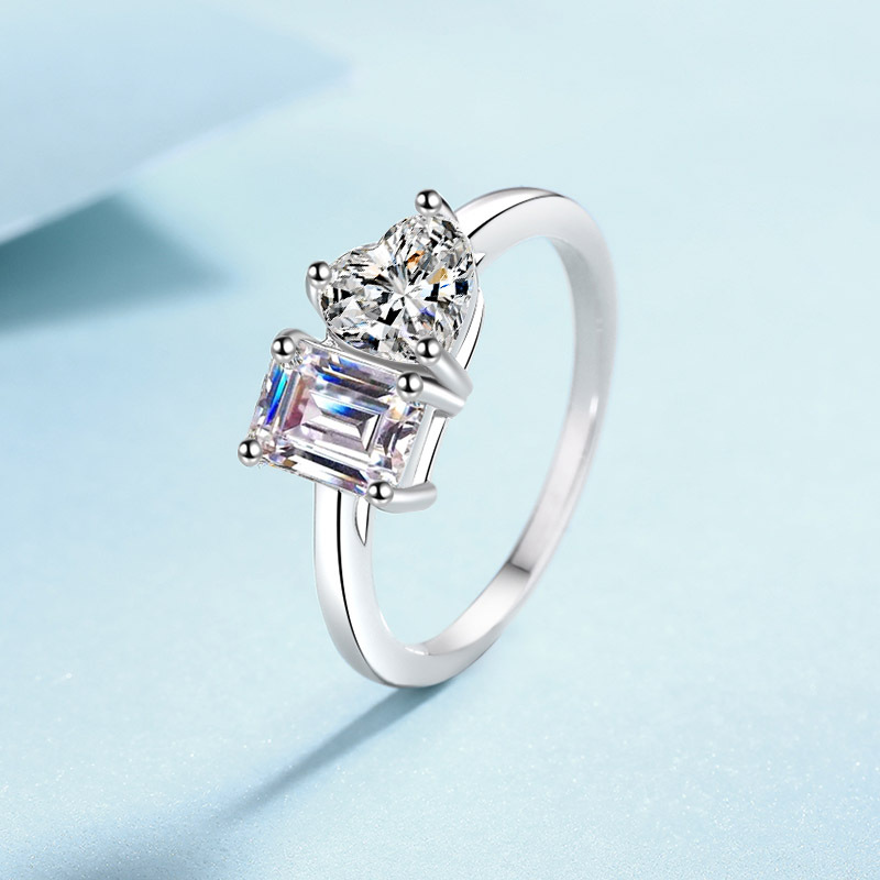 S925 Sterling Silver Moissanite Love Ring
