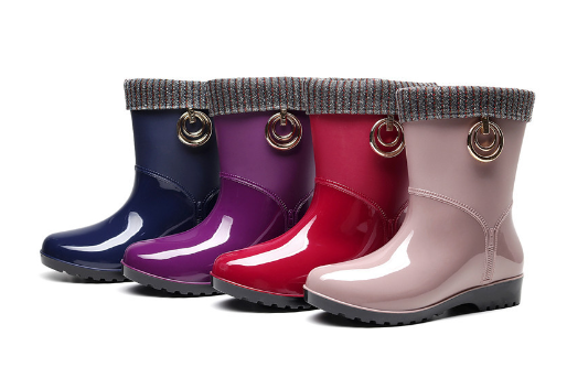 Fashion Plus Waterproof Velvet Ladies' Shoes