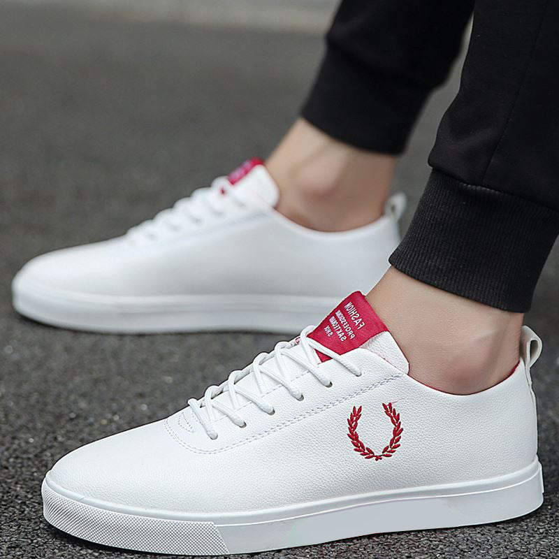 Baskets décontractées en cuir respirantes et antidérapantes pour homme