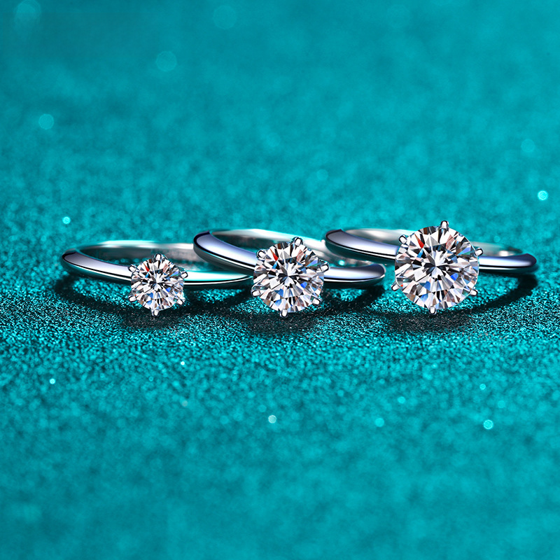 925 Silver Ring with 1 Carat Moissanite Stone