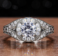 Fashionable Hollow Diamond Ring - Versatile Style