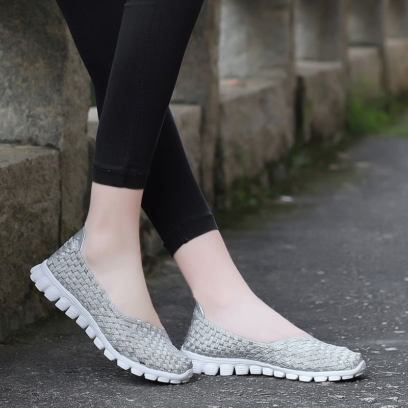Women's Slip-On Canvas Shoes - Beijing Style Flat Shoes