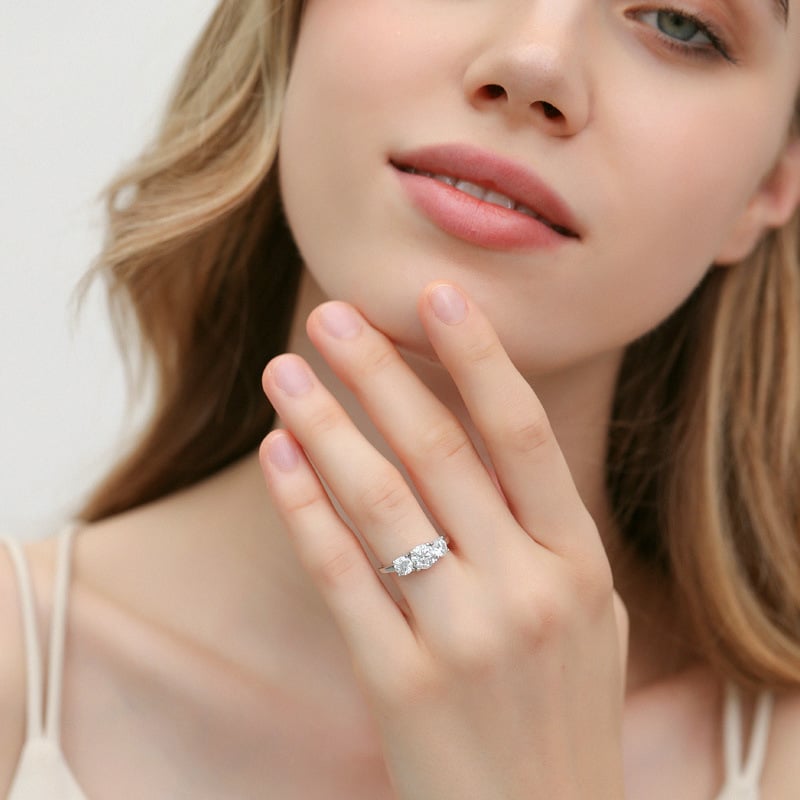 Bague en argent sterling S925 et moissanite